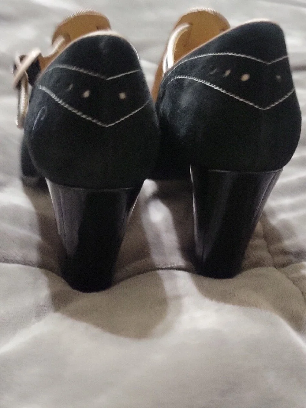 John Fluevog Black Heels with Cream Trim and Round Buckle - Picture 5 of 9